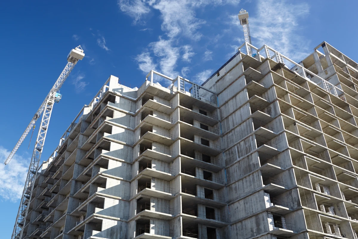 Litiges de construction immobilière : Guide complet pour propriétaires et entrepreneurs